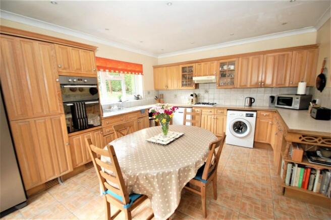 Kitchen / Breakfast