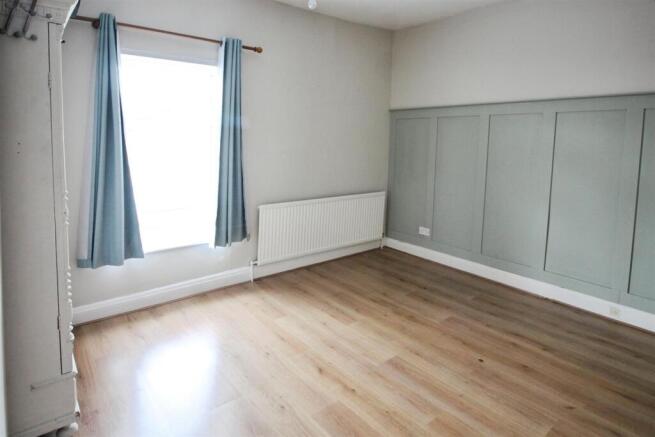 3 bed End of Terrace to rent Image 7