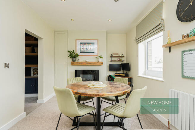 3 bed Semi-Detached for sale Image 8