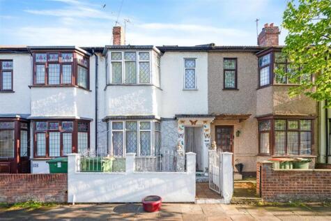 Varley Road, Custom House