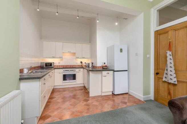 18/6 Bruntsfield Gardens, Edinburgh, EH10 4EA photo 4