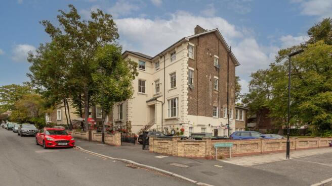 Flat F, 99 Belvedere Road, Crystal Palace, London, SE19 2HY