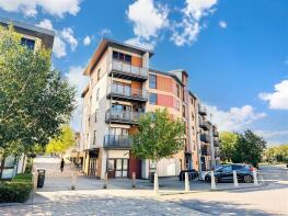 52, Finlay Court, Commonwealth Drive, Three Bridges, Crawley RH10 1AJ