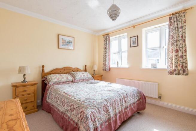 Bedroom 2 (Double)