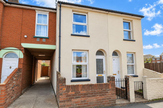 3 Bedroom Link Semi FOR SALE