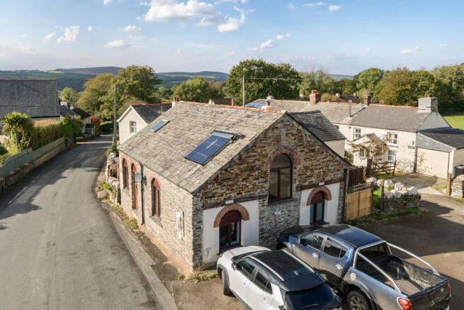 3-bed semi-detached on Golberdon, Callington, Cornwall, £190,000