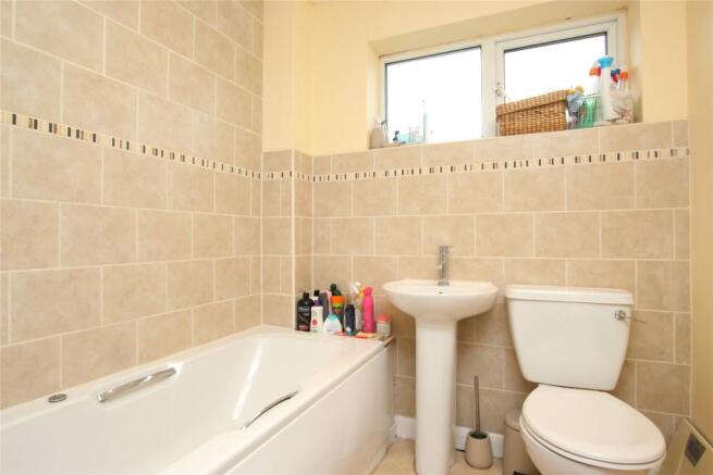 09 Bathroom