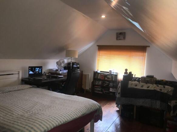 Bedroom 3 (Double)