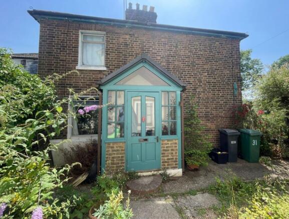 2-bed semi-detached on 31 Common Road, Redhill, Surrey, RH1 6HG, £350,000