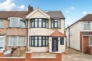 90, Carlyon Avenue, Harrow HA2 8SY