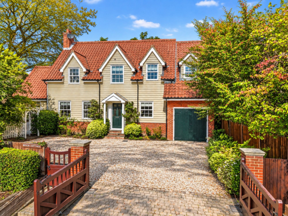 4 Bedroom Detached in CM3 4QP