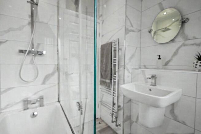 3 bed Terraced for sale Image 9