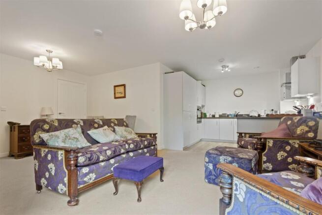 2 bed Apartment for sale Image 7