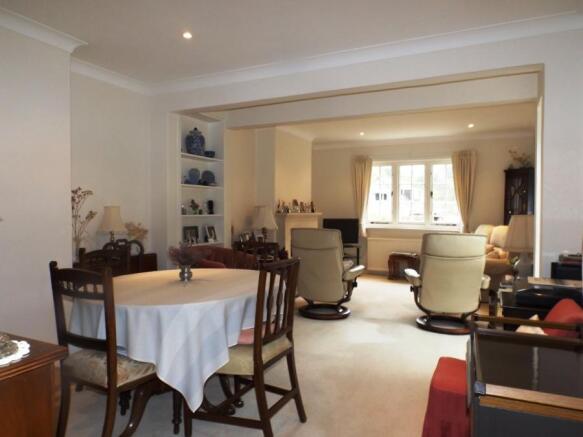 Sitting/Dining Room
