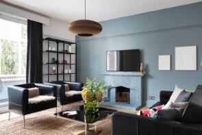 11, Brondesbury Park, Kilburn, London NW6 7BS
