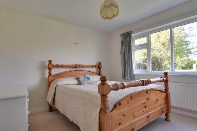 3 bed Bungalow for sale Image 7