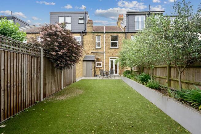 Large West Facing Garden