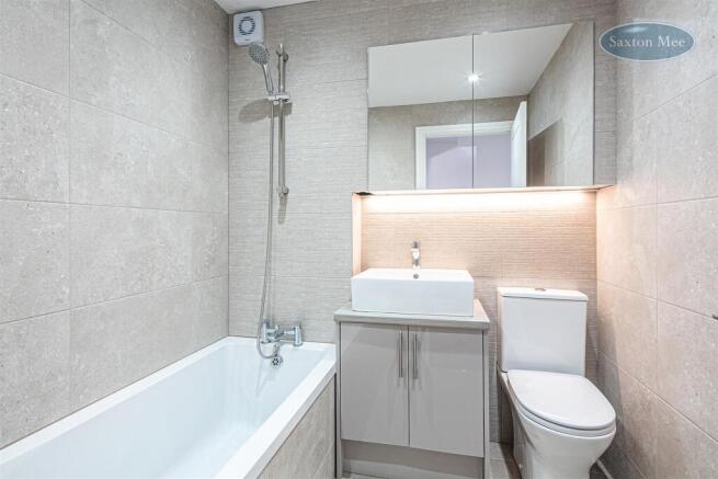 3 bed Terraced for sale Image 8