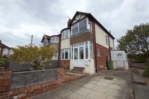 20, St Martins Grove, Potternewton, Leeds LS7 3LJ