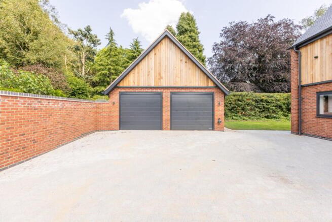 Double Garage & Parking