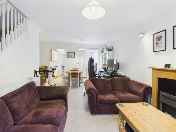 CAM03974G0-PR0179...