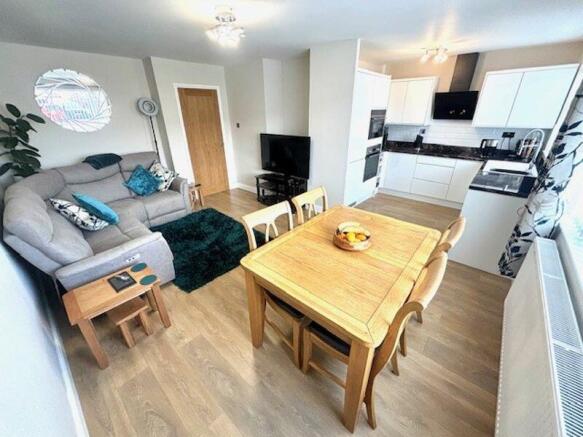 View kitchen/diner/lounge
