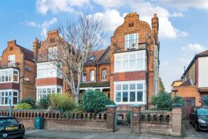 27b, Cadogan Road, Surbiton KT6 4DQ