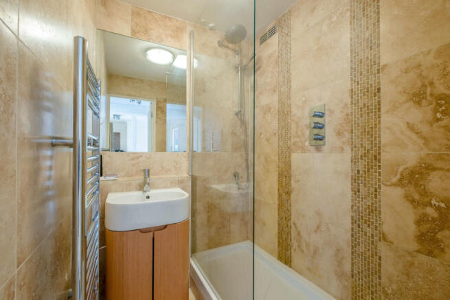 8472150-interior_17-800