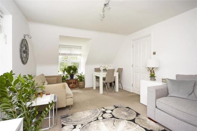 Sitting/Dining Rm