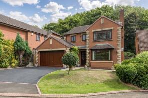 25, Highfield Drive, Standish WN6 0EJ
