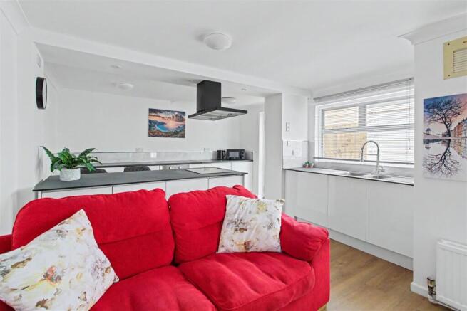 Kitchen/Living Area