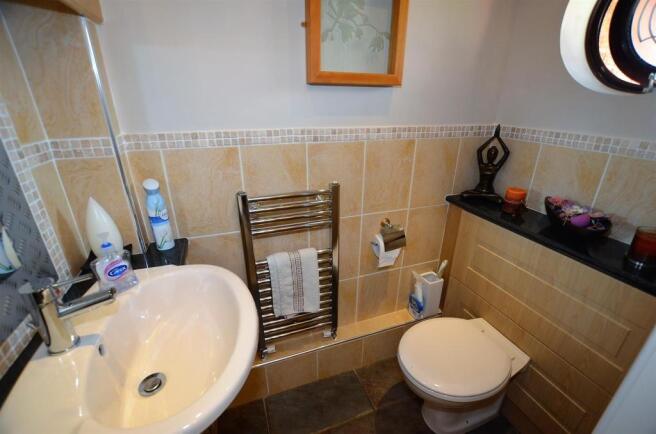 Guest Cloak Room/WC