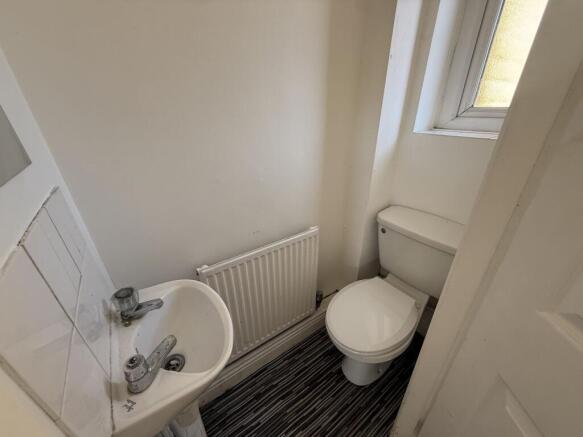 2 bed Town House for sale Image 7