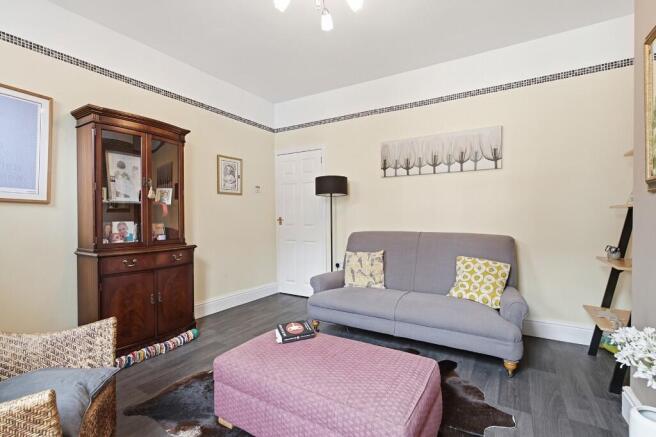 2 bed Terraced for sale Image 6