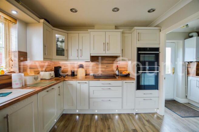 Kitchen 2