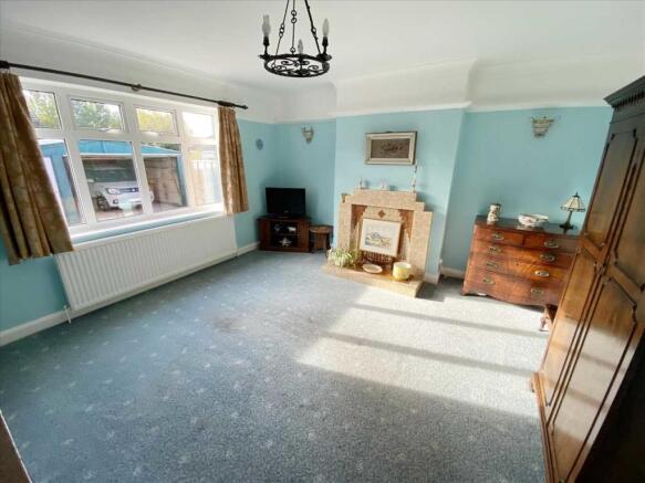 Living Room: