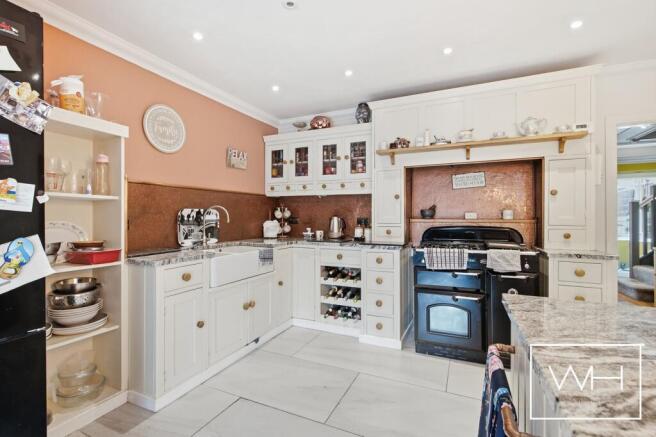 3 bed House for sale Image 9