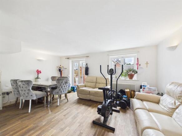 Living / Dining Room