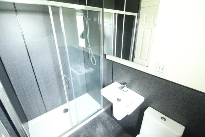 En Suite Shower Room