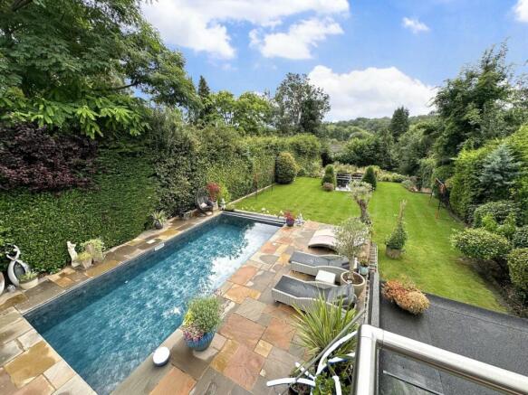 Swimming Pool (2)