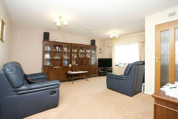 Lounge 2