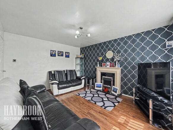 2 bed Detached Bungalow for sale Image 4