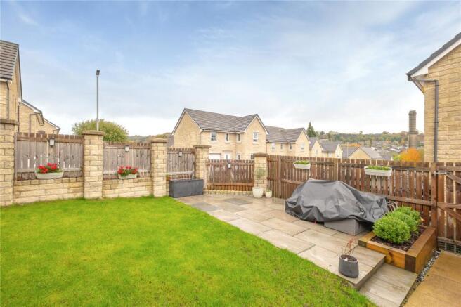 Weavers Avenue, Golcar, Huddersfield, HD7 photo 4