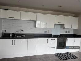 Flat 2, 16, Ruston Close, Reading RG2 0DA