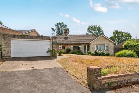 Courtleas, Cobham, KT11