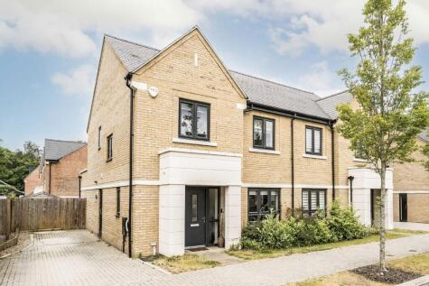Orchard Farm Avenue, East Molesey