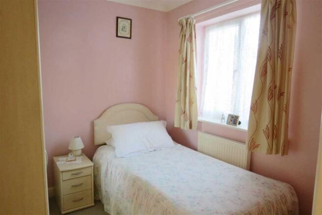 Bedroom 2: