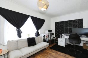 12, Garsdale Crescent, Blurton, Stoke-on-trent ST3 3JP