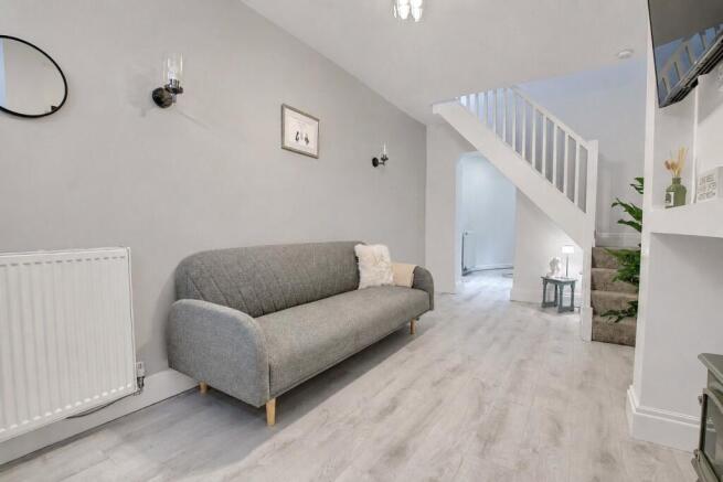 2 bed Terraced for sale Image 5