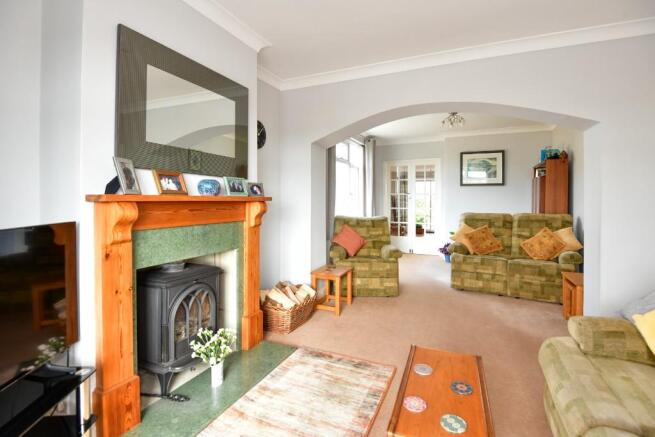 Living/Sitting Room